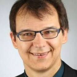 Prof. Dr. Florian Lemmerich