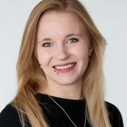 Magdalena Larissa Knei&szlig;l