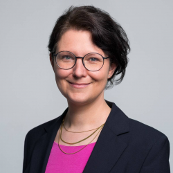 Prof. Dr. Britta K&auml;gler